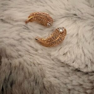 Elegant Gold Leaf Earrings